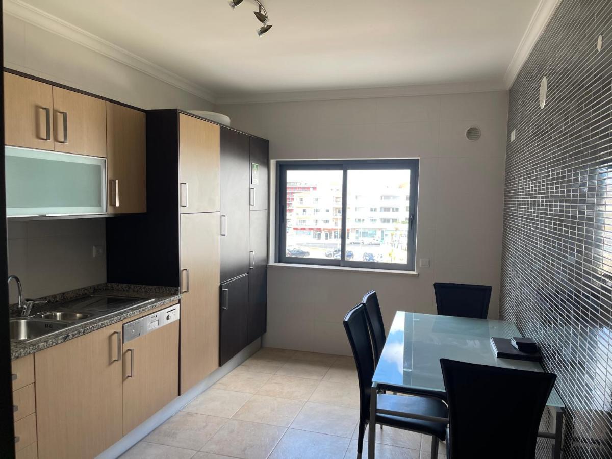Lucas House 3 - Garden Apartment Lagos Exterior photo